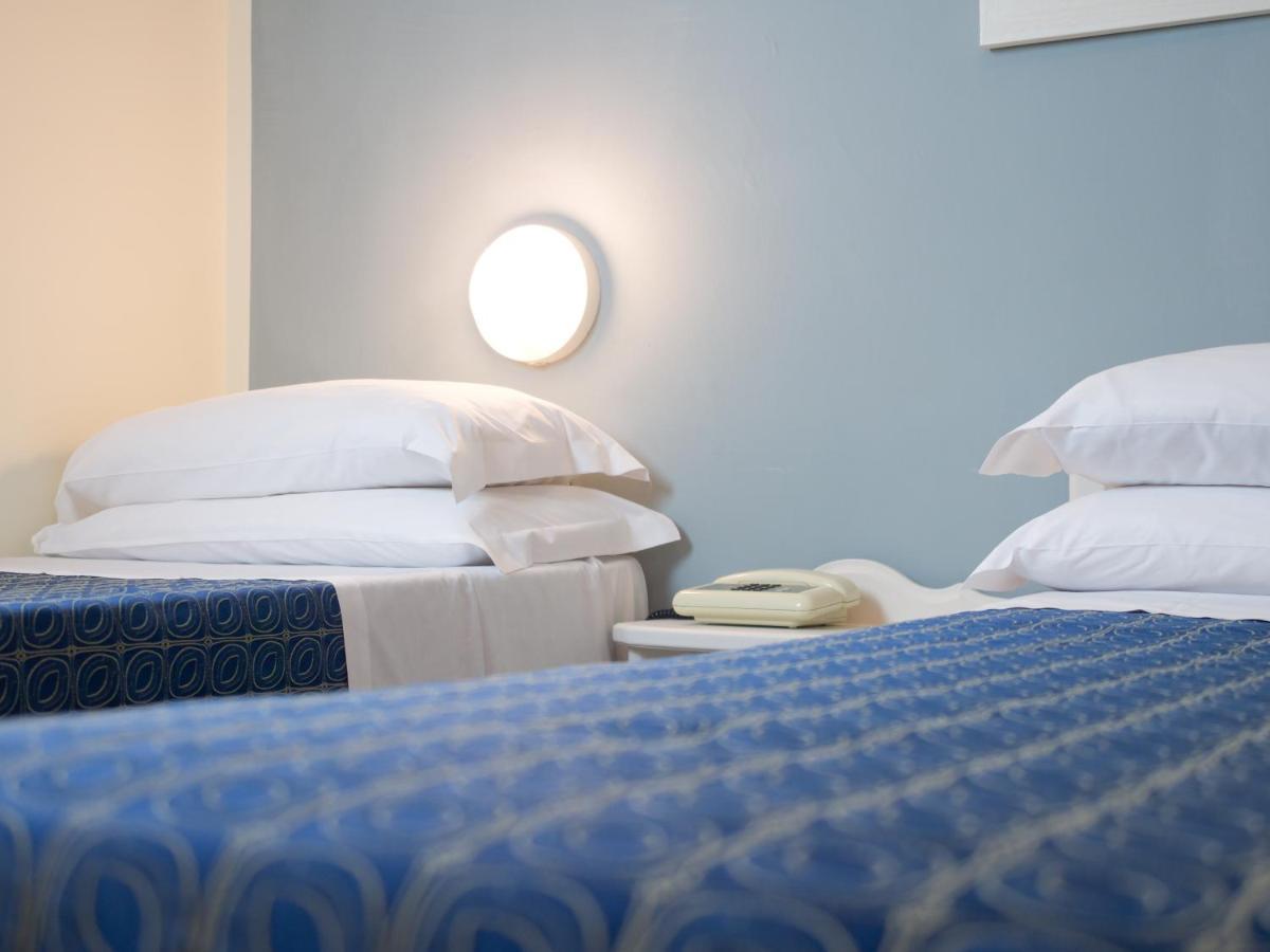 Hotel Corallo 阿尔比尼娅 外观 照片