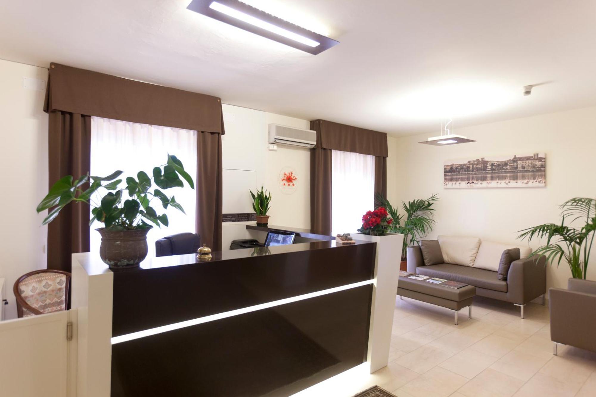 Hotel Corallo 阿尔比尼娅 外观 照片