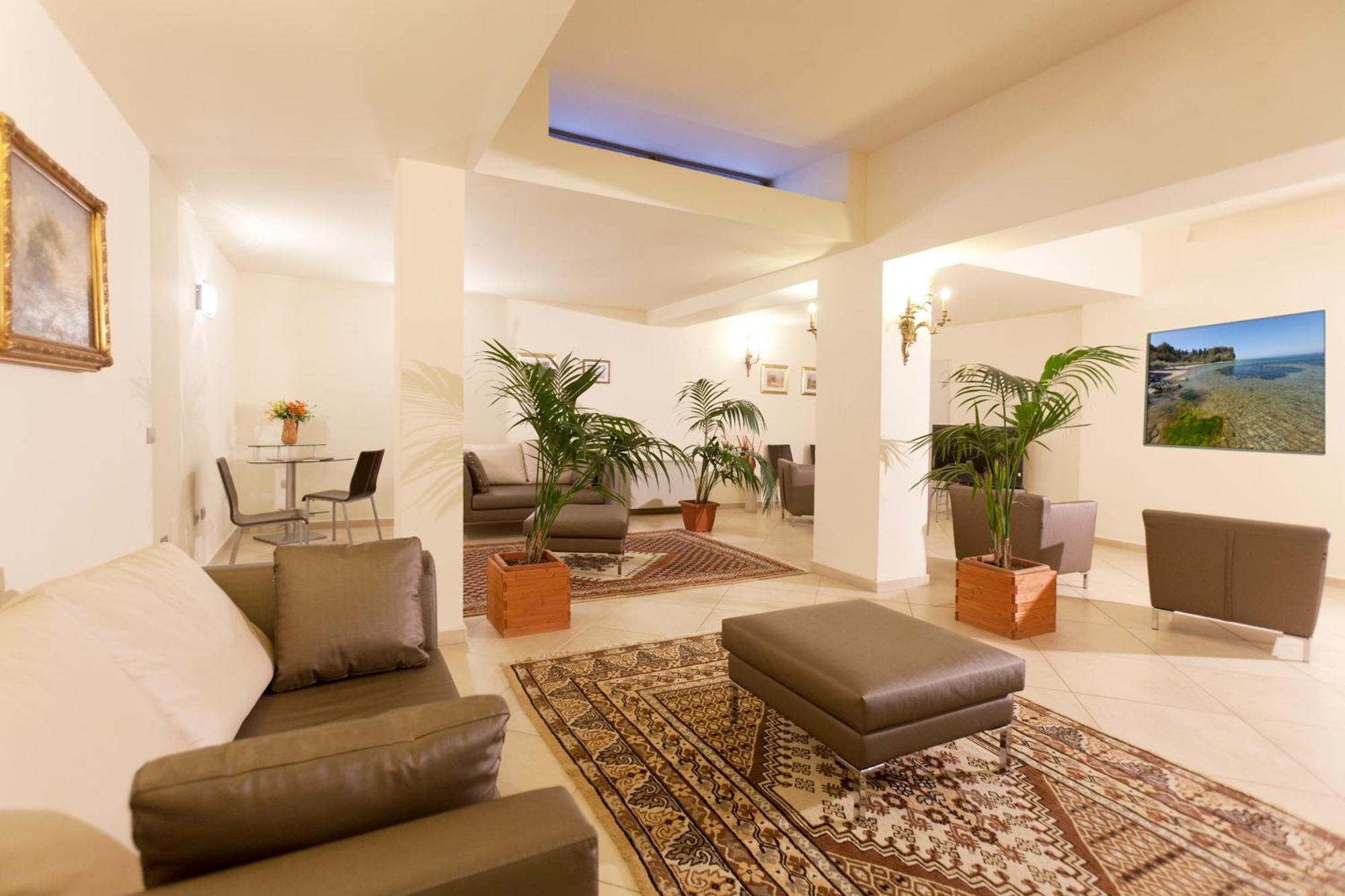 Hotel Corallo 阿尔比尼娅 外观 照片